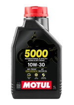 Cargar imagen en el visor de galería, Aceite de Motor Motul 10W30 Semisintético 5000 4 Tiempos | Mundimotos