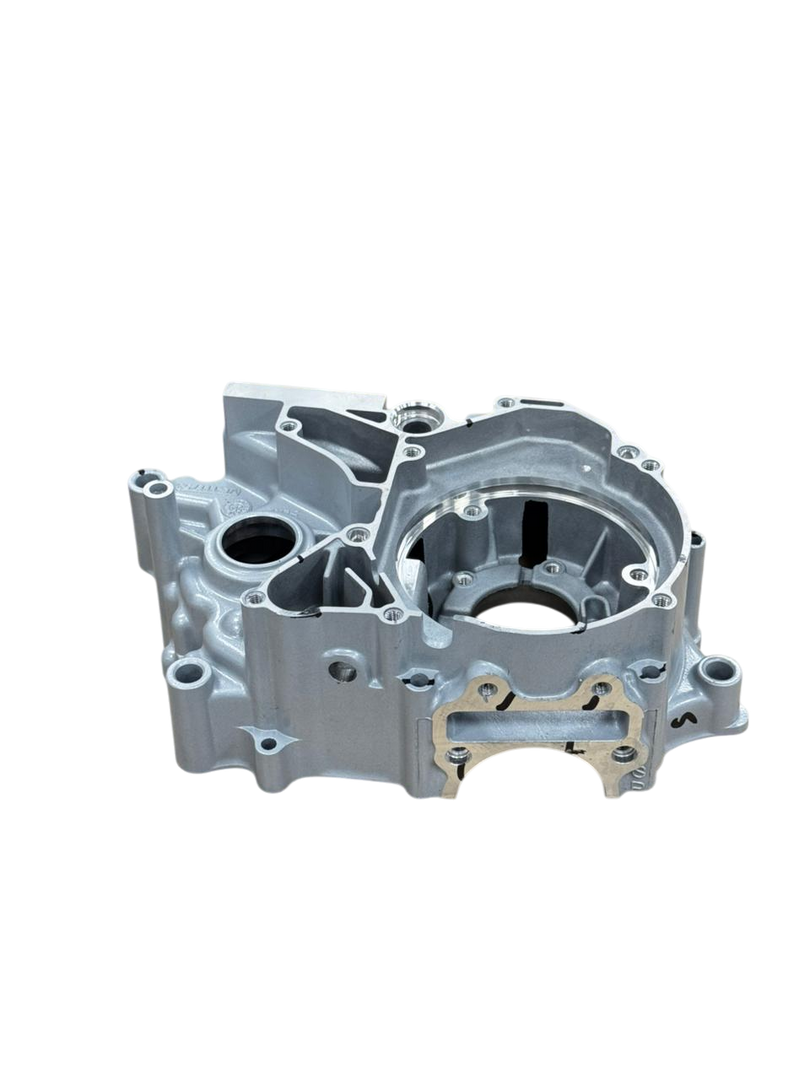 Carter Izquierdo de BOXER 100 CT Bajaj Original - Mundimotos