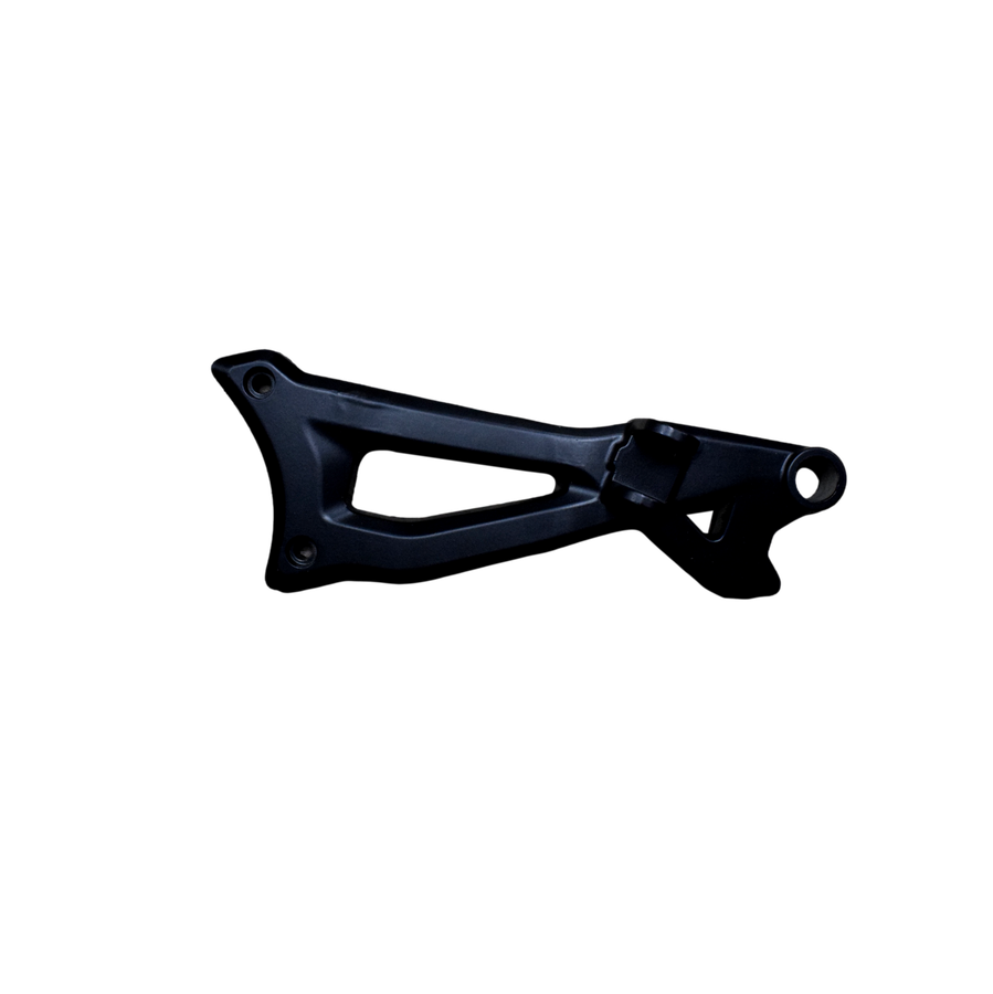 SOPORTE POSAPIE FR/RH DISCOVER 150 ST ORIGINAL - Mundimotos