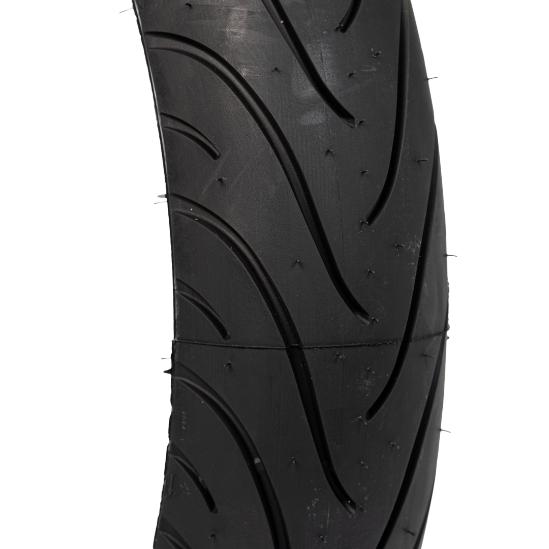 Llanta Michelin 140/70R-17 PILOT STREET Radial Trasera Sellomatic - Mundimotos