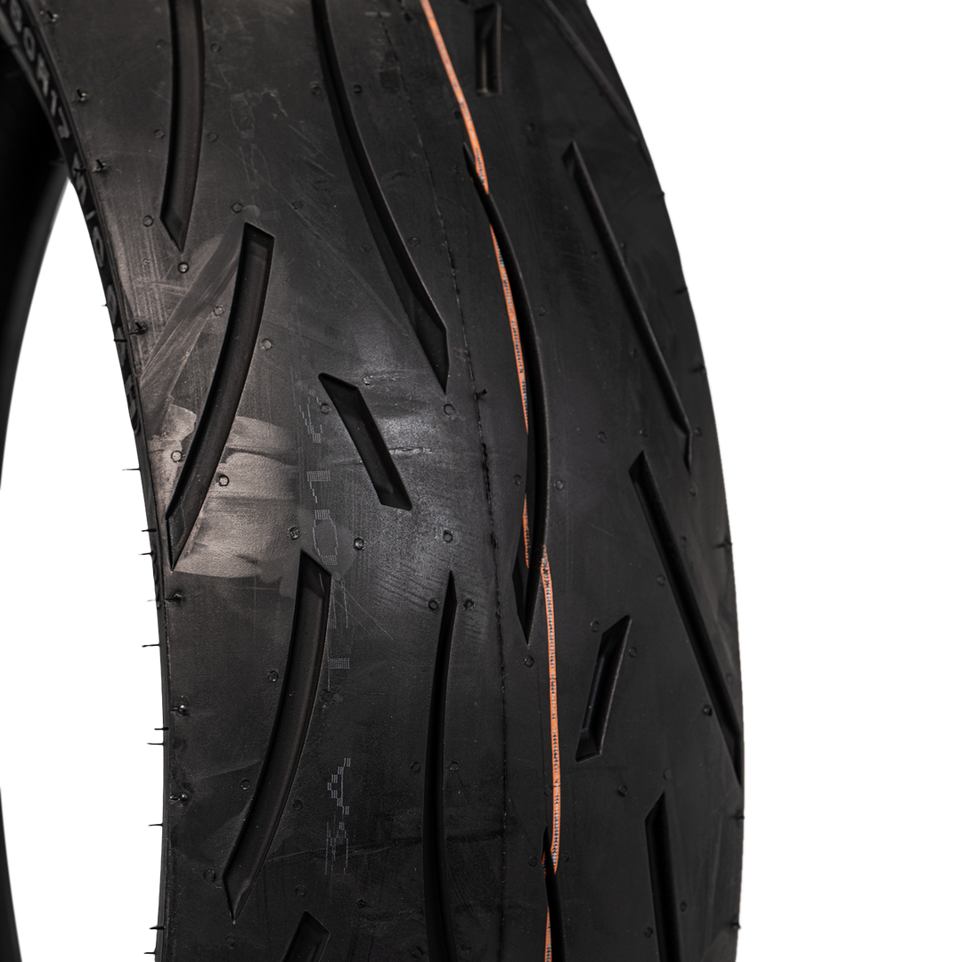 Llanta CEAT 150/60R-17 ZOOM RADIAL X1 Trasera Sellomatic - Mundimotos