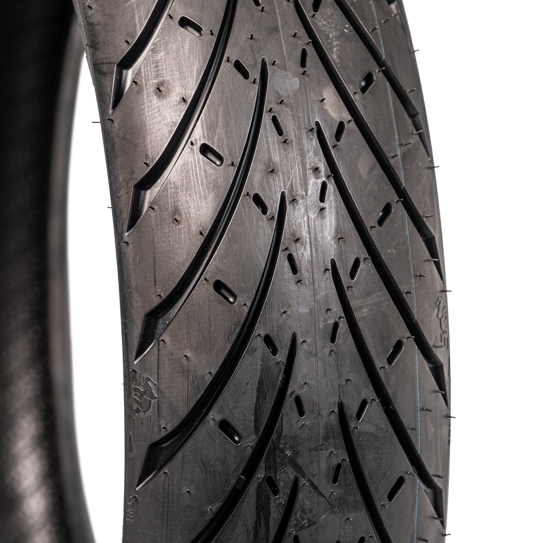 Llanta Metzeler 140/70-17 ROADTEC 01 Trasera Sellomatic - Mundimotos