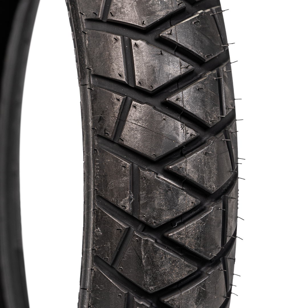 Llanta Michelin 120/90-17 ANAKEE STREET Trasera Sellomatic - Mundimotos