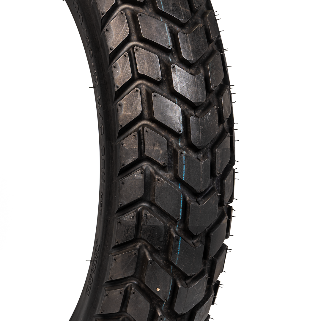 Llanta Pirelli 130/80-17 MT60 Trasera Neumatico