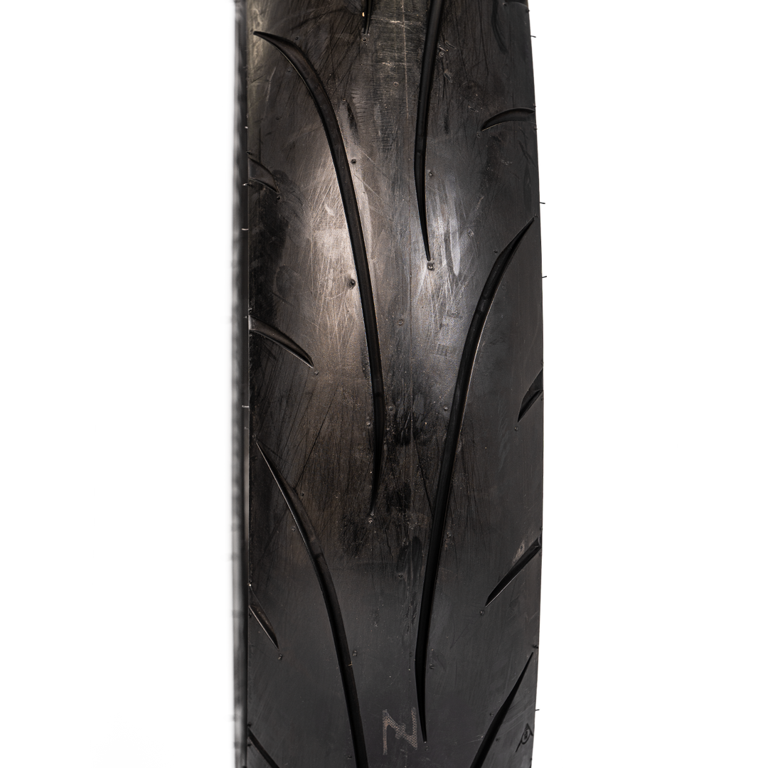Llanta Dunlop 140/70-17 SPORTMAX Q‑LITE 66H Trasera Sellomatic