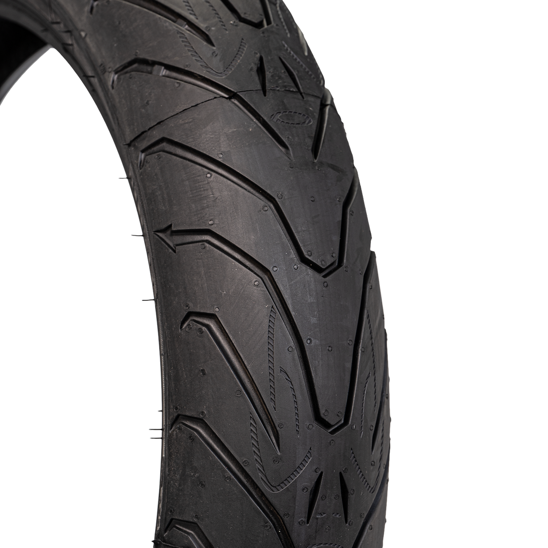 Llanta Pirelli 120/70ZR-17 ANGEL ST Delantera - Mundimotos