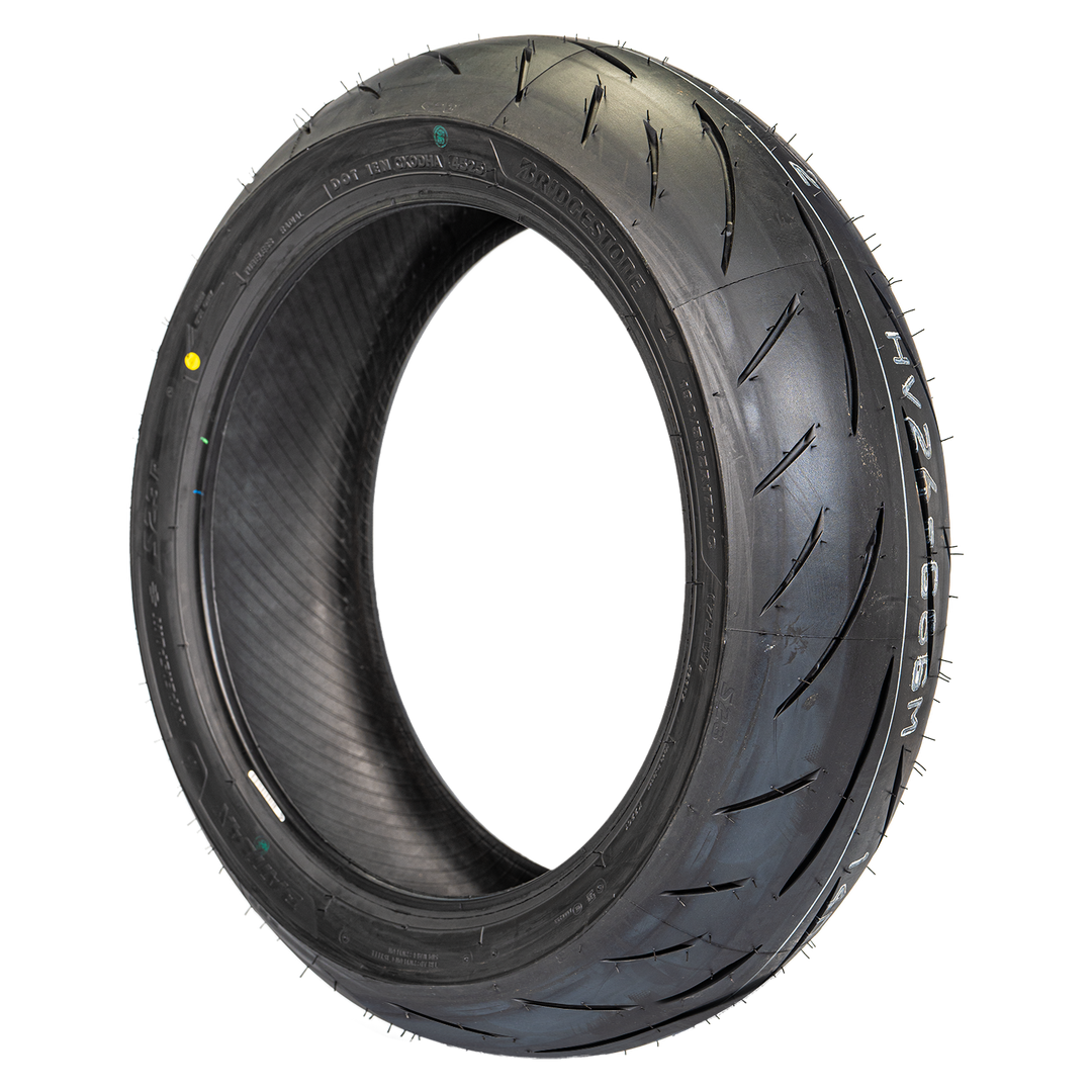 Llanta Bridgestone 190/55ZR-17 BATTLAX HYPERSPORT S23 Trasera
