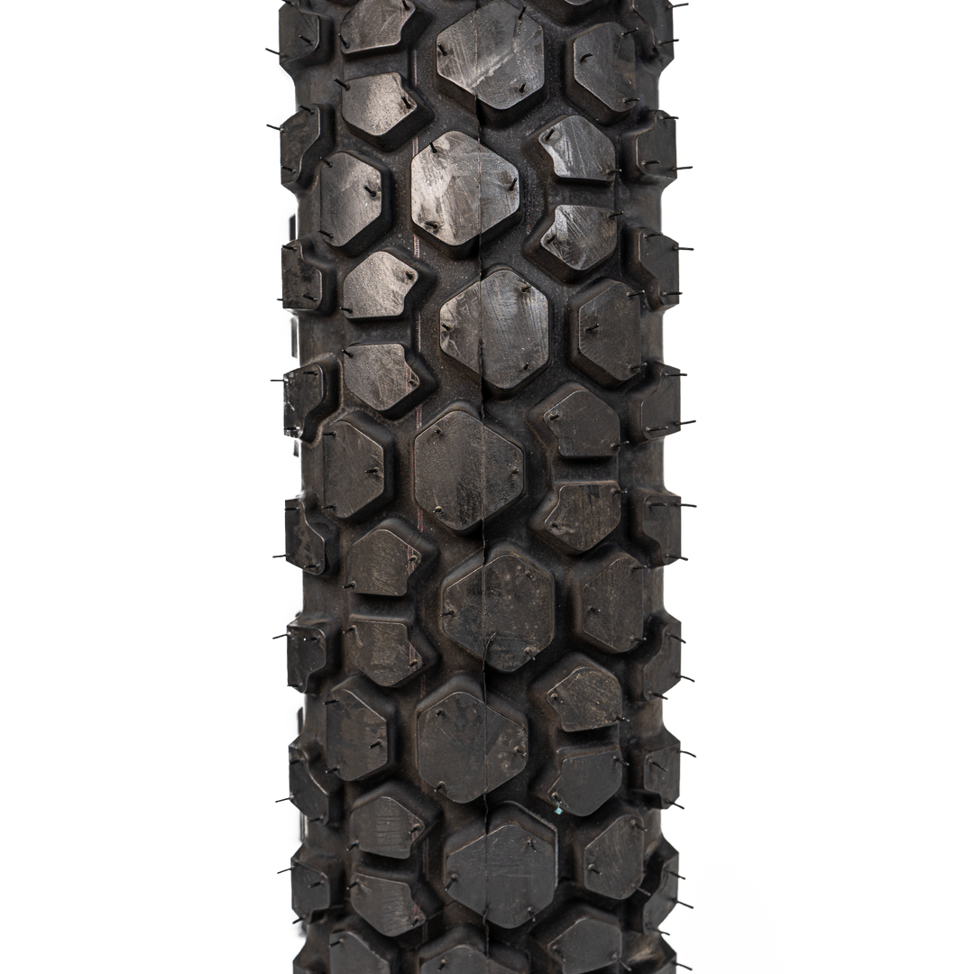 Llanta Pirelli 110/80-18 MT70 Trasera Neumático