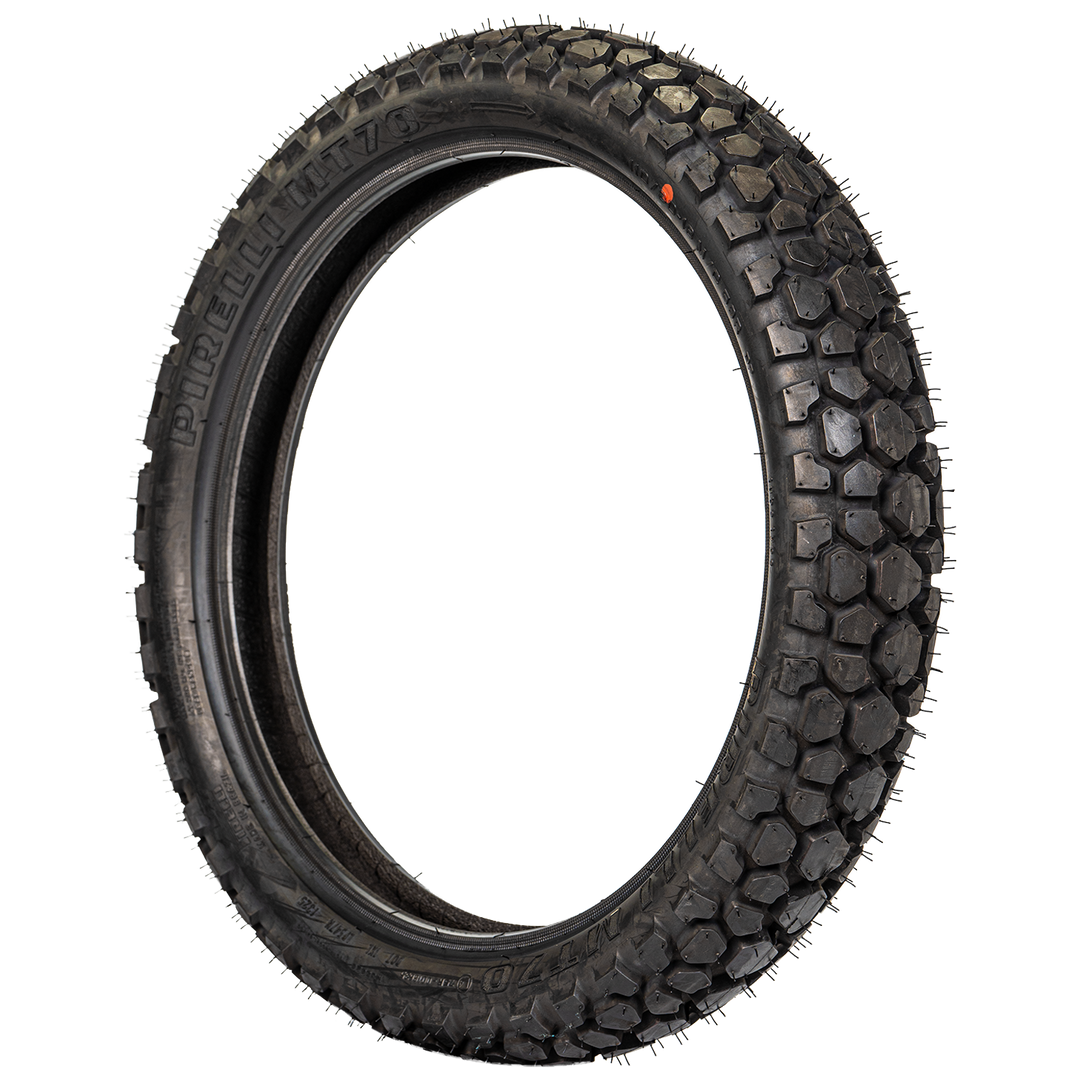 Llanta Pirelli 110/80-18 MT70 Trasera Neumático