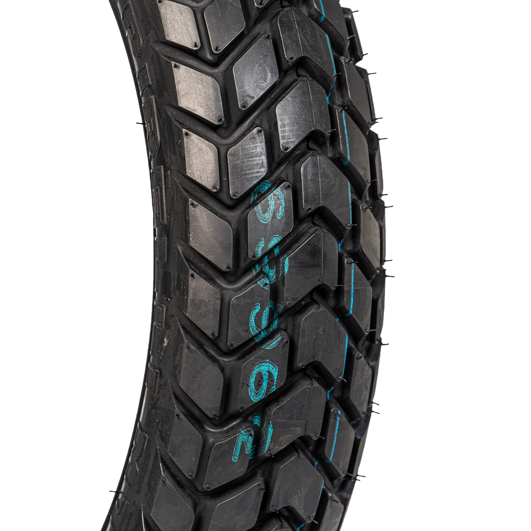 Llanta Pirelli 120/80-18 MT60 Trasera Neumatico