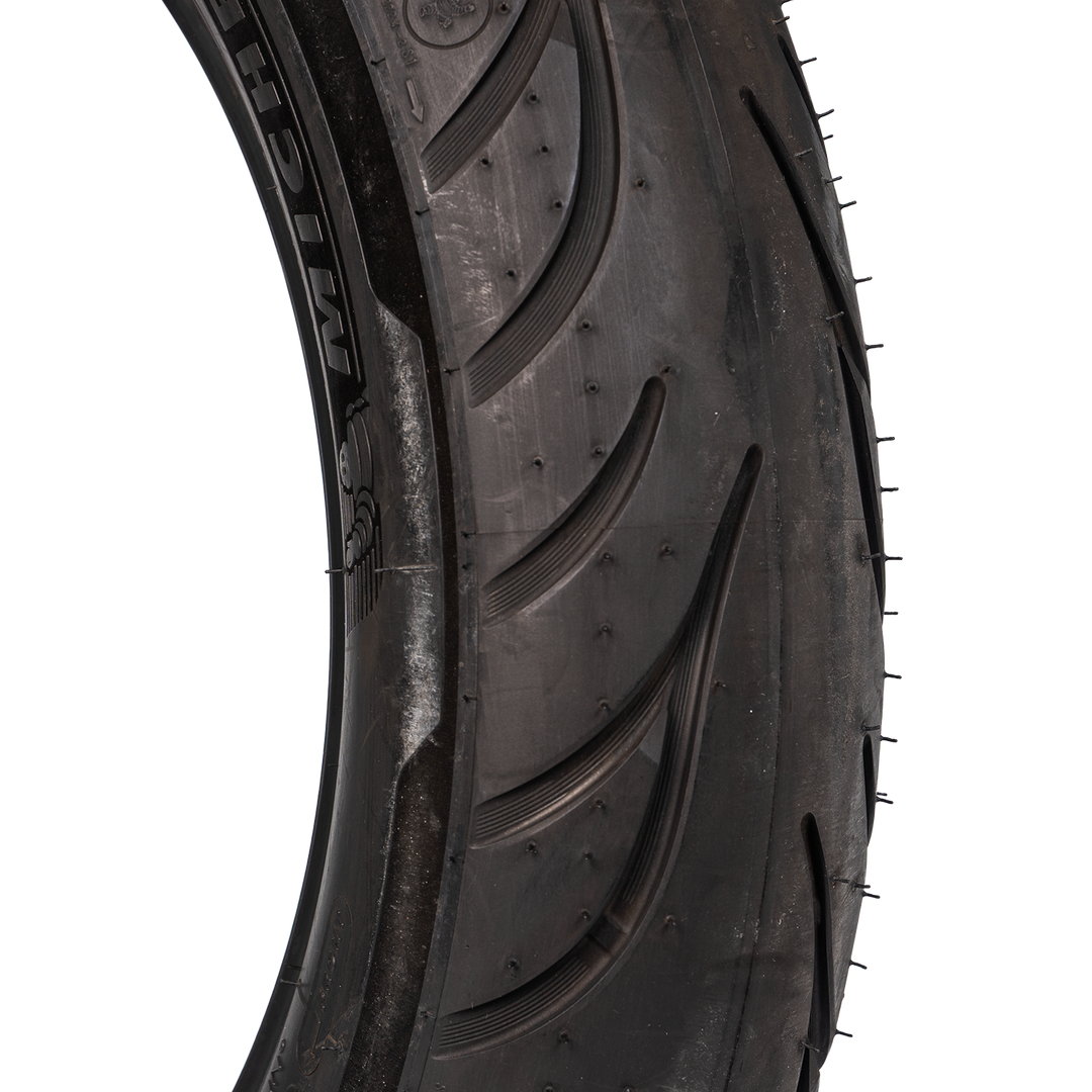 Llanta Michelin 130/90-16 COMMANDER 3 Trasera - Mundimotos