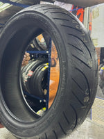 Load image into Gallery viewer, Llanta Bridgestone Battlax SC2R 160/60R-15 – Scooter / Mundimotos