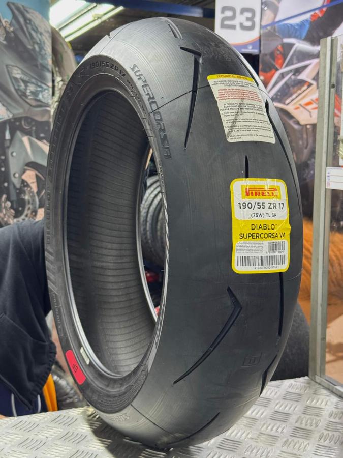 Llanta Pirelli 190/55ZR-17 DIABLO SUPERCORSA SP V4 Trasera
