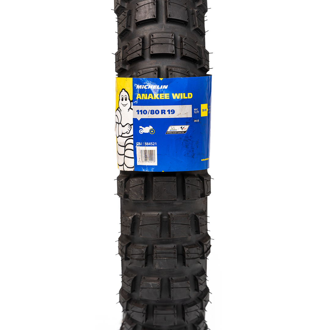 Llanta Michelin 110/80R-19 ANAKEE WILD Delantera Sellomatic - Mundimotos