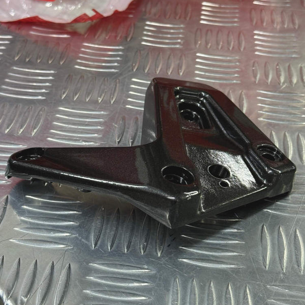 Soporte de farola Hero Xpulse 200 | Mundimotos, Repuestos Hero