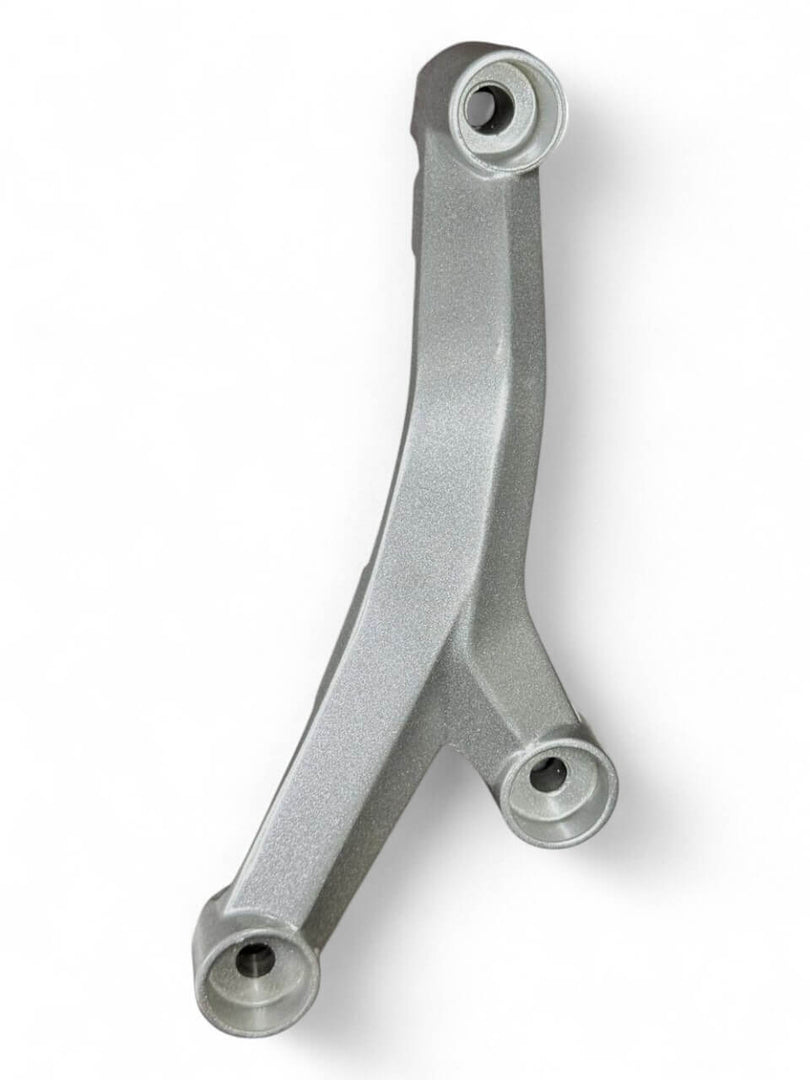 Soporte de Motor Duke 200 Ktm Original (Derecho - Gris) - Mundimotos