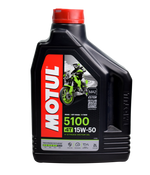 Cargar imagen en el visor de galería, Aceite motul 4T 15W50 (2 Litros) semi sintetico original - Genuine parts - Mundimotos