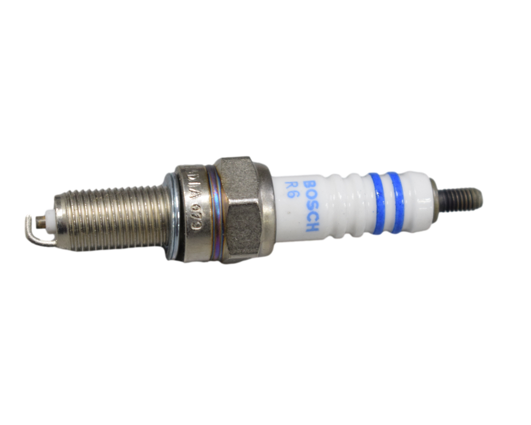 BUJIA UR5/R6 RTR160/180 ORIGINAL - Mundimotos